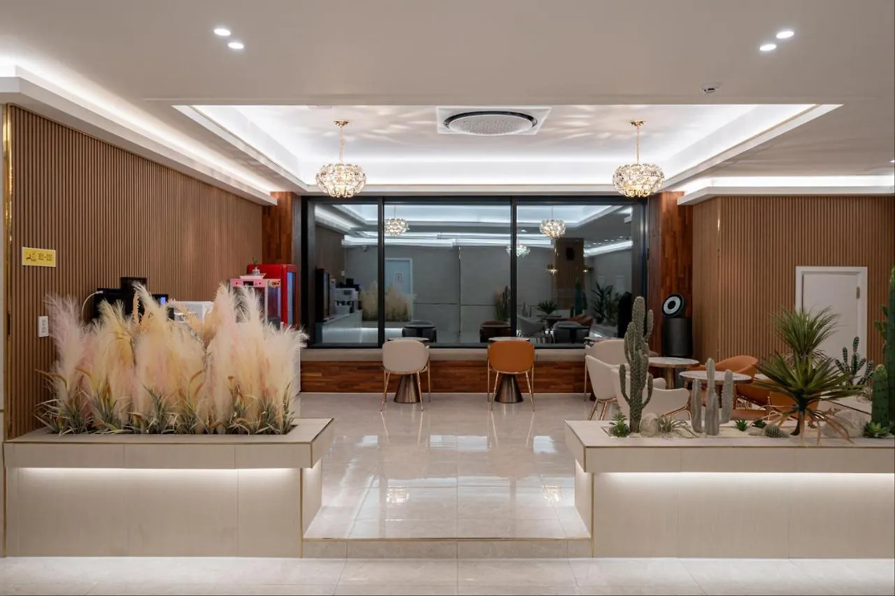 Dk Incheon Airport Hotel 0*,