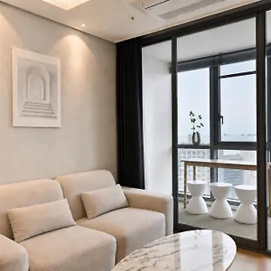 haeundae-lamer-stay.hotelsinbusan.com/